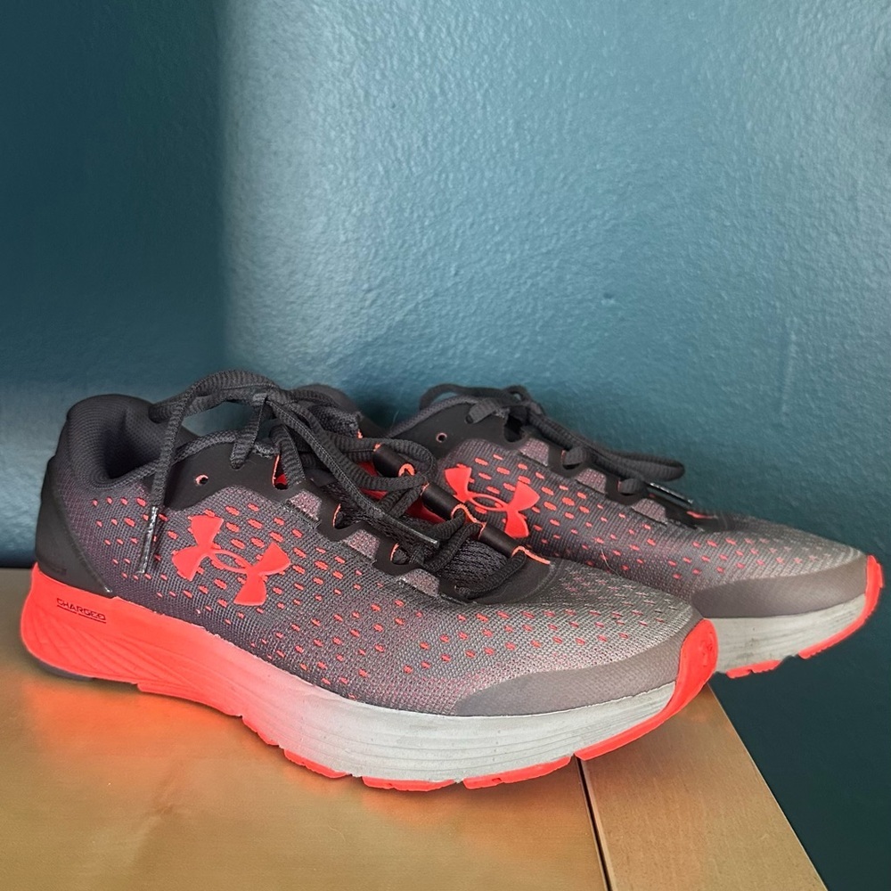 Under Armour Black and Red Running Shoes